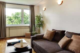 Апартаменты Cosy & Spacious apartment in Artistic District by Houseys Вильнюс Улучшенные апартаменты-12